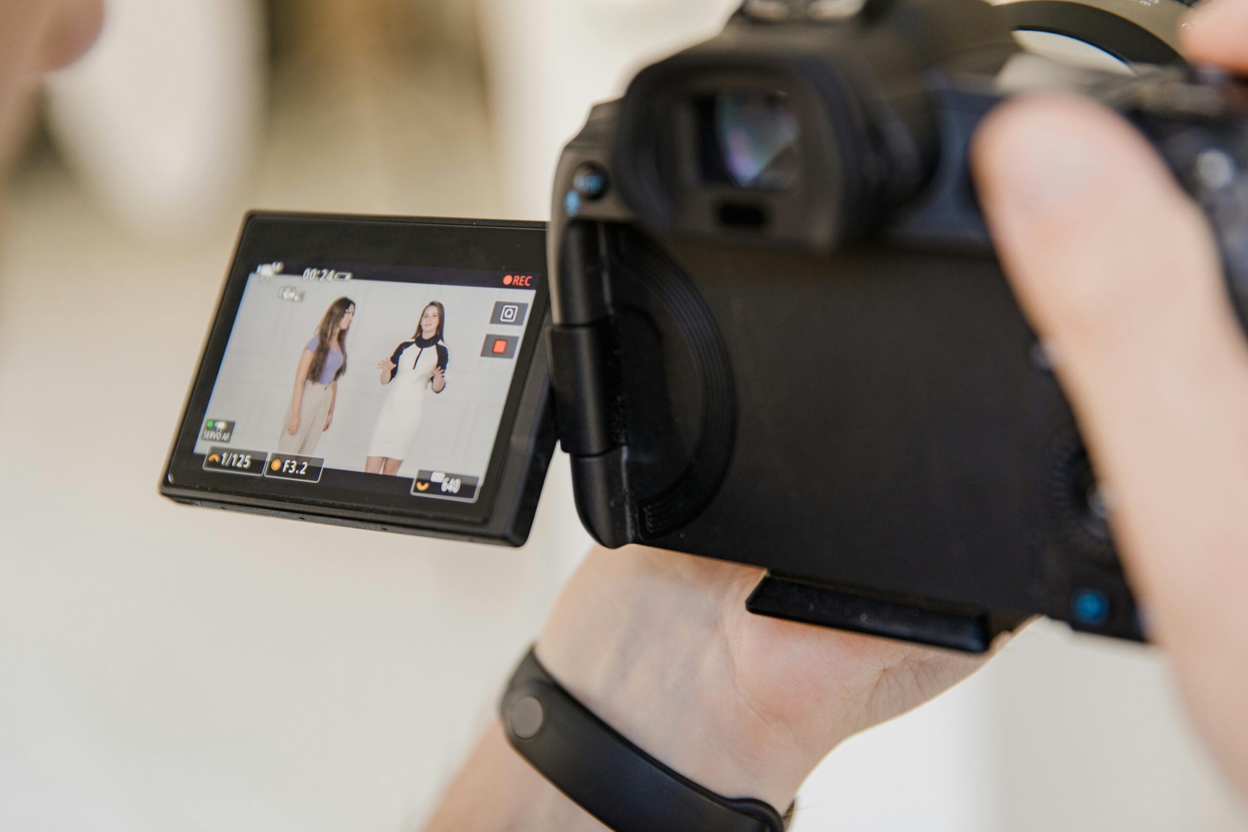 DARE Yourself to Stand Out: Strategi Personal Branding yang Membuatmu Unik dan Mudah Diingat