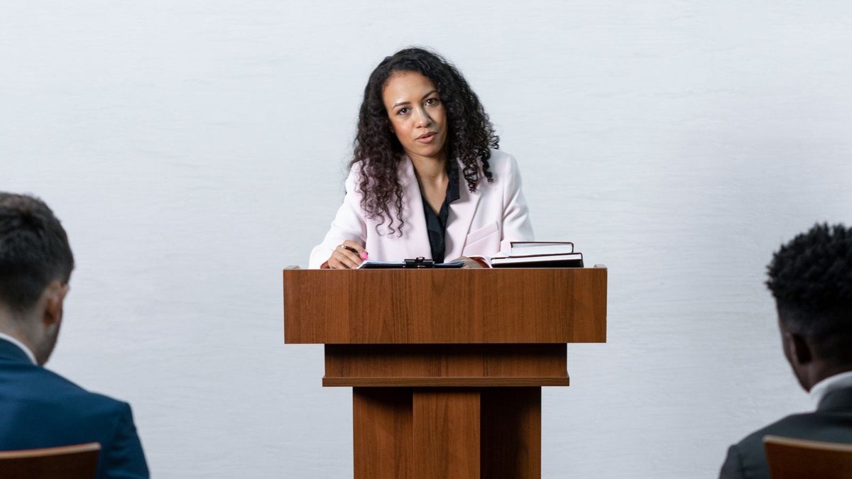 Grogi Public Speaking Itu Wajar, Bahkan Tanda Anda Sedang Naik Kelas